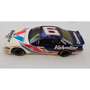 Mark Martin Valvoline 6 Ford Thunderbird 1:24 Diecast Roush Racing NASCAR Revell